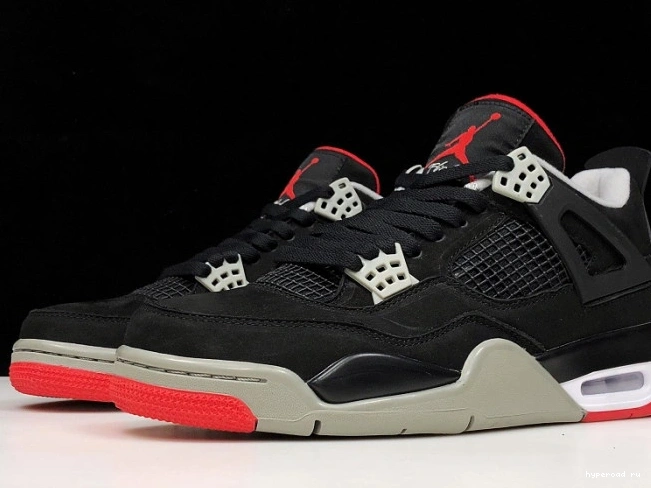 CEMENT 4 308497-060 BLACK JORDAN RETRO 0818